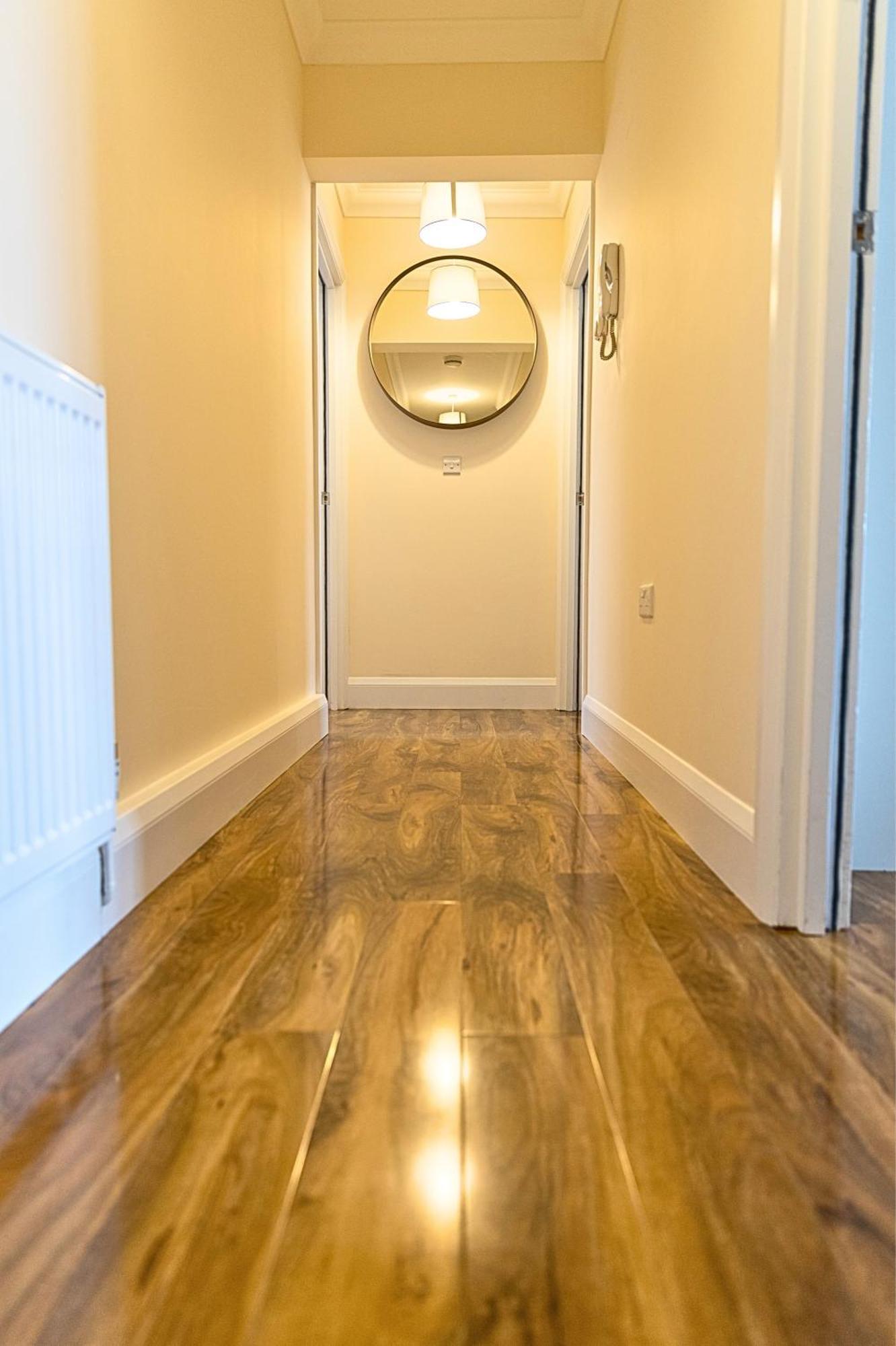 Heathrow Rare Find 2 Bedroom Plus 2 Bathroom Flat - Sleeps 6- Free Parking- Close To Heathrow Terminals-Quiet Development Stanwell Extérieur photo